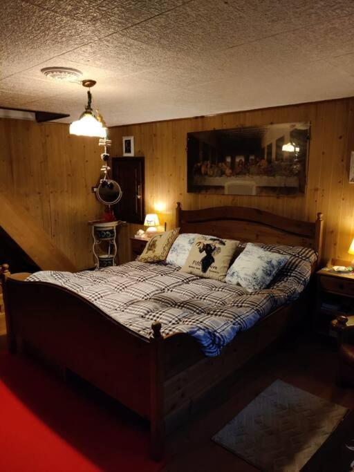 The Golden Eagle - Chalet A Champdepraz Villa Аоста Екстериор снимка